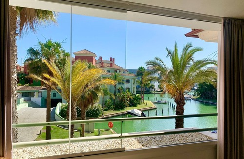 Sotogrande Apartment | Lovely 4-bedroom serviced apartment with views