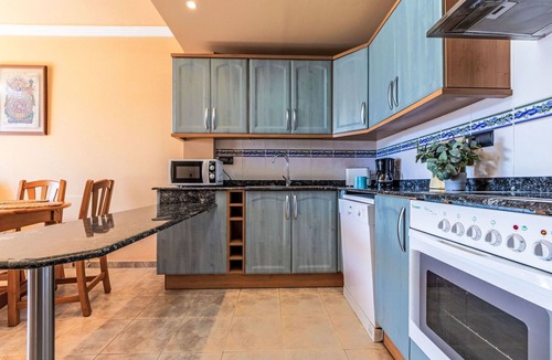 Alcanar Apartment | Lovely apartment for 4 people with WIFI, pool, A/C, TV and balcony