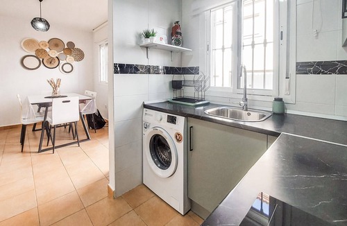 Benaojan House | Lovely home in Benaojan with swimming pool