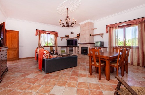 Consell House | Lovely home in Binissalem with private swimming pool, can be inside or outside