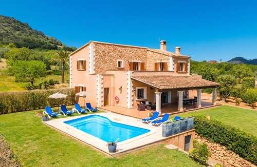 S Horta House | Lovely home in SHorta with private swimming pool, can be inside or outside