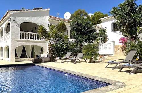 Jesus Pobre Villa | Lovely modern villa with every amenity in quiet setting but close to Javea