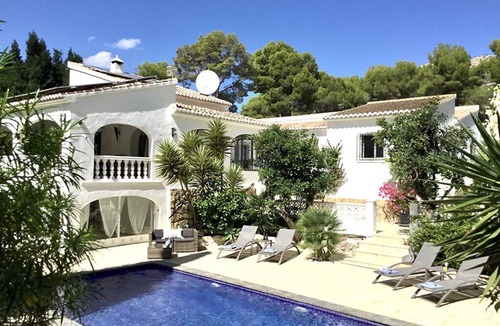 Jesus Pobre Villa | Lovely modern villa with every amenity in quiet setting but close to Javea