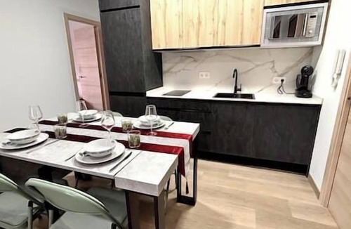 El Cristo y Buenavista Apartment | LUXURY: 10 pax Projector, Arcade Machine and Scooters