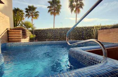 New Golden Mile Apartment | Luxury 3 Bedrooms, Private Heated Pool - EHHouse