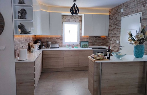 San Luis Villa | Luxury 5-bedroom villa with pool in adorable El Chaparral perfect for families