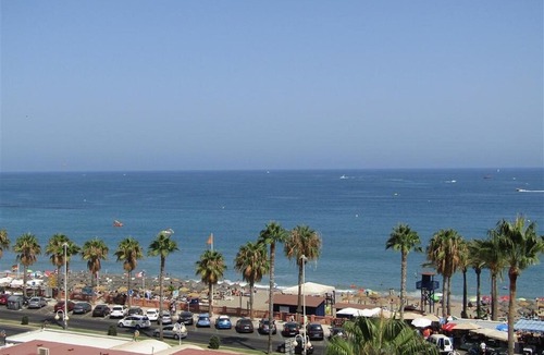 Torrequebrada Apartment | Luxury beachfront apartment in Benalmadena Costa