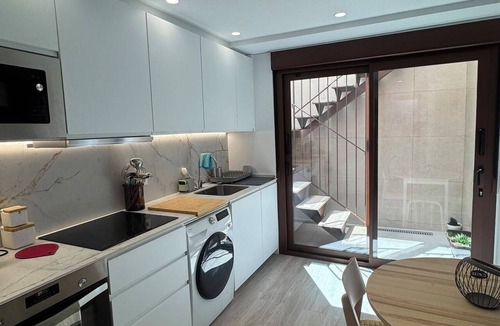 Vicalvaro Apartment | Luxury Family Room for Rent, 15 Minutes from Downtown Madrid