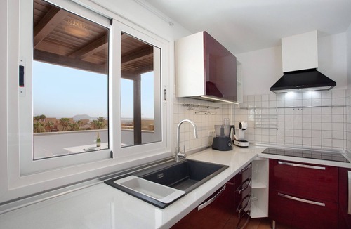 Geafond Apartment | Luxury Ocean View holiday home with sea view and shared pool