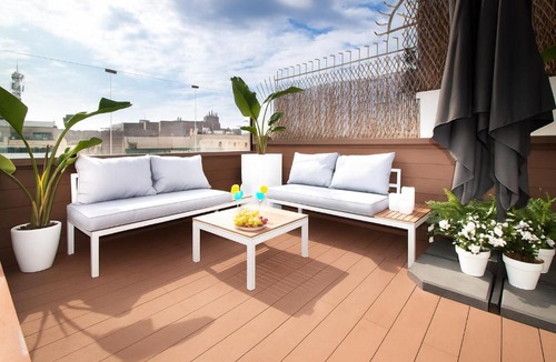 Dreta de l'Eixample Apartment | Luxury Penthouse with Jacuzzi & Large Terraces by Passeig de Gràcia