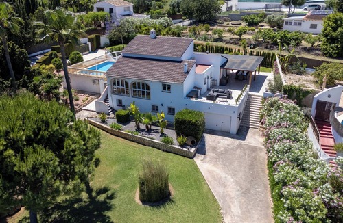 Tarraula House | Luxury villa Jávea | Swimming pool, outdoor kitchen & garden | 10 p.