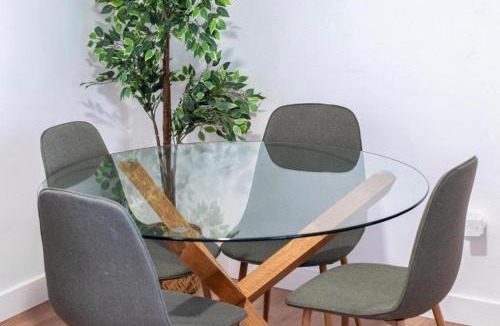Doctor Barraquer-Grupo Renfe-Policlinico Apartment | Macarena Home Sevilla