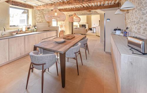 Rustrel House | Maison En Pierre Avec Piscine