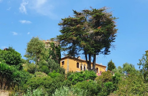Caldes d'Estrac House | Medieval Towewr@villa by the sea Barcelona
