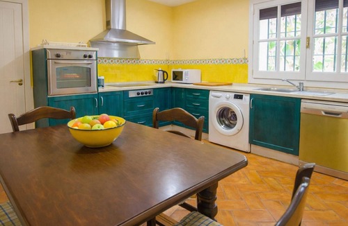 Saladillo-Benamara Villa | Mediterranean villa in Estepona, 50m from the beach