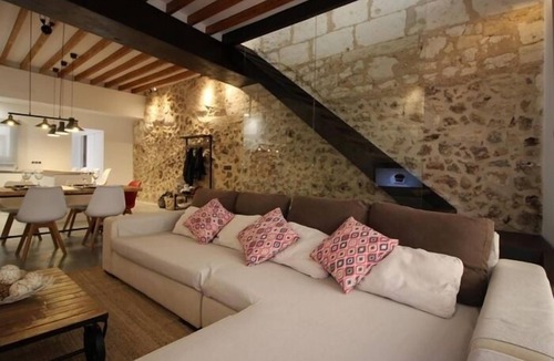 Sa Pobla Cottage | Mercat 16 - Beautiful design house with terrace in Sa Pobla