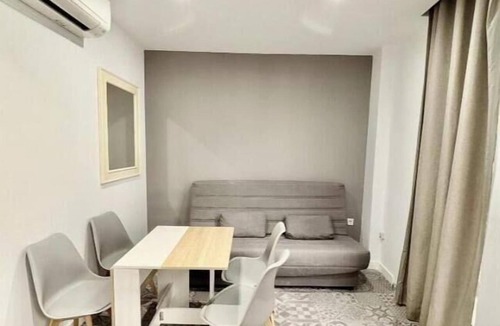 Granada City Center Apartment | Mesones Apartments: 1-Bedroom Apartment