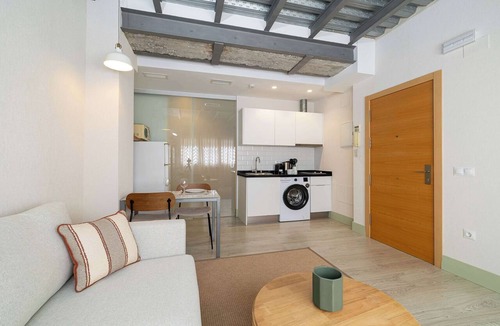 Pedregalejo Apartment | Modern 1BR Ground Floor Apart - Walk to Beach