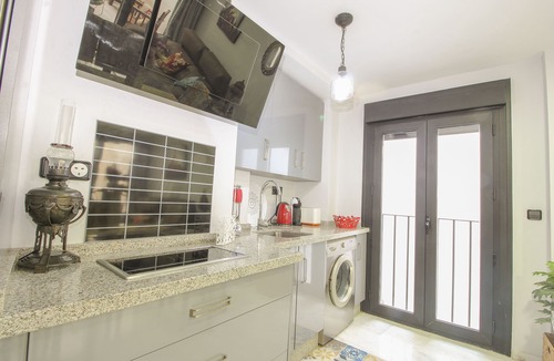 Historical Center Apartment | MODERN APARTMENT IN THE OLD TOWN SEVILLE, NEXT TO THE CATHEDRAL-WIFI FREE