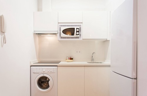 Encarnacion-Regina Apartment | MODERN APARTMENT IN THE CENTER