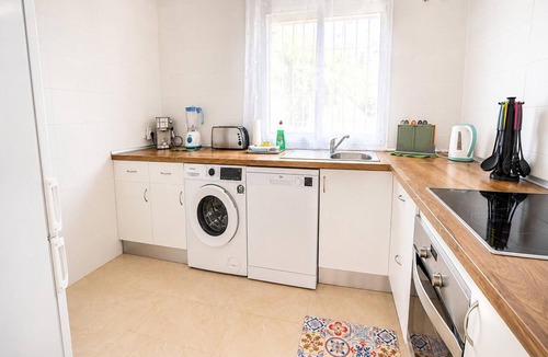 Saladillo-Benamara House | Modern bungalow 20m from beach with air conditioning and Wi-Fi