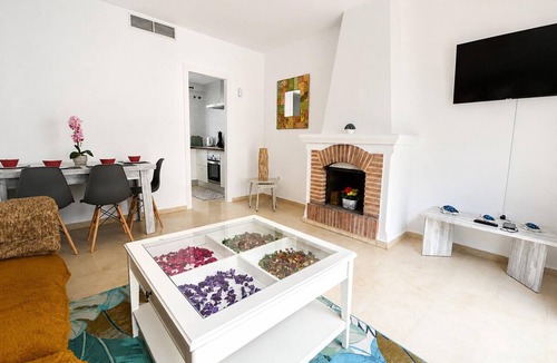 Saladillo-Benamara House | Modern bungalow 20m from beach with air conditioning and Wi-Fi