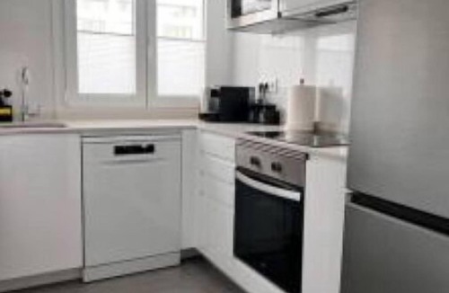 Centro - Sagrario Apartment | Modern City Apartment in the Center of Granada