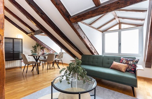 Chueca Apartment | Modern Duplex in the neighborhood of Las Letras