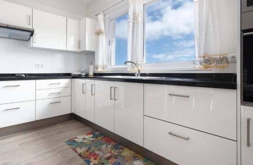 Garachico Cottage | Modern House with beautiful Views of Teide for up to 4 people