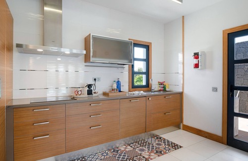 Playa Blanca Villa | Modern villa near the beach with pool, sauna, hot tub and terrace