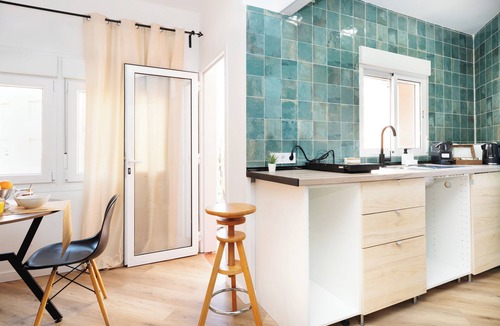 Sant Adria de Besos Apartment | New studio 20' Bcn Center/10' walk to the beach/15' Forum Bcn/balcony