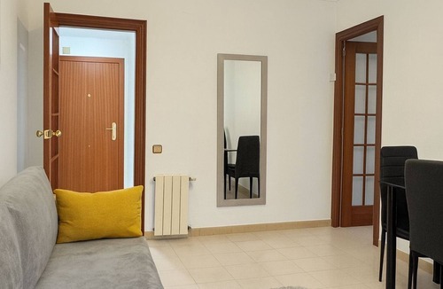 Sant Adria de Besos Apartment | Newly renovated apartment near the sea
