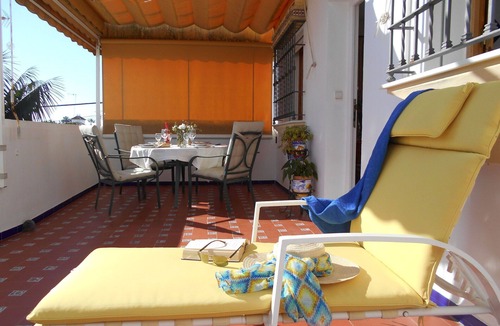Chipiona Apartment | Nice apartment for 4 guests with A/C, WIFI, TV and patio