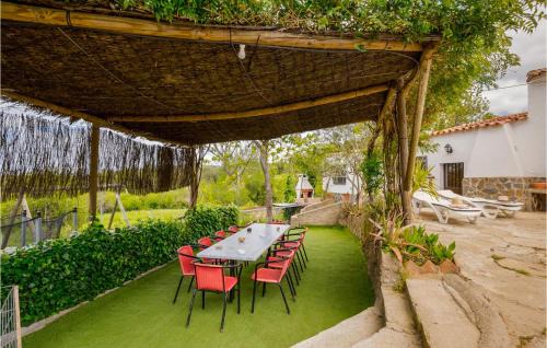 Calabazares House | Nice Home In Cortegana