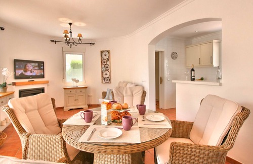 Pedreguer Ski Chalet | Nice villa with air conditioning in La Sella Augusta