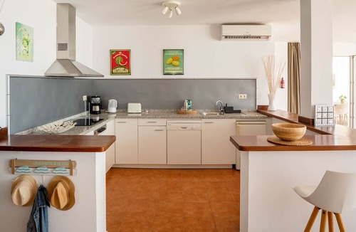 Puerto Calero Villa | ODIN LUXURY VILLA by Buenavilla | Magnificent villa for a luxury getaway.