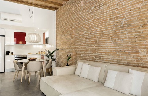 El Raval Apartment | OLA LIVING MACBA 2