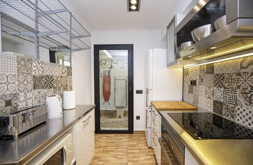 Pedret Apartment | Pedret apartment in Girona