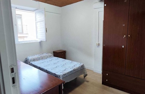 Centro Hostel | Pension RENTCONALAS Ideal for groups and families