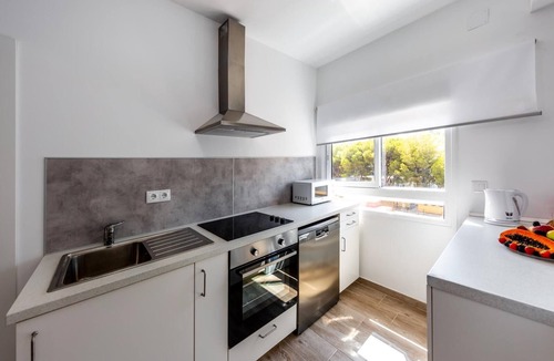 Cala Hostel | Penthouse, 3 min from the beach