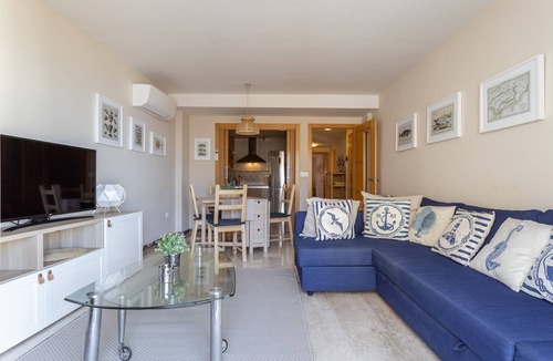 Velilla-Taramay Apartment | Penthouse "Mediterranean Attic" Near the Beach with Sea Views, Balcony, and Wi-Fi
