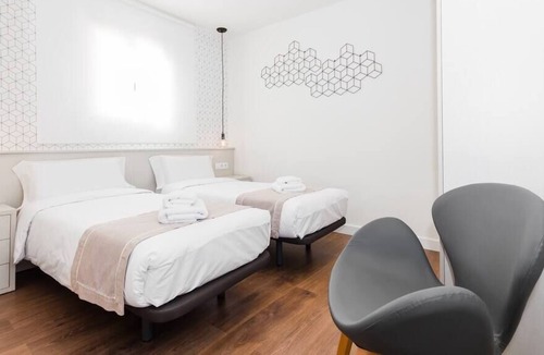El Parc i la Llacuna del Poblenou Apartment | PENTHOUSE near Sagrada Familia!!
