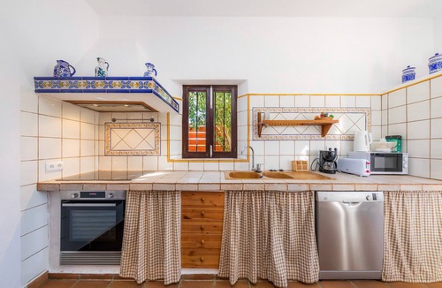Santa Margalida House | Pet-Friendly Vacation Home Moli Den Barret with Mountain View, Pool & Wi-Fi