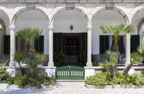 Puerto de Pollensa House | Pine Walk - 19th century House on the beachfront