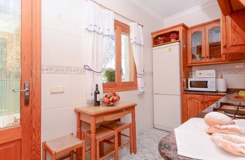 Alcudia House | PINYA - Chalet with a private garden in Port d'Alcúdia. Free WiFi