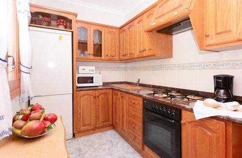Alcudia House | PINYA - Chalet with a private garden in Port d'Alcúdia. Free WiFi