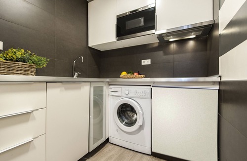 Moncloa - Arguelles Apartment | Plaza España VIII- Modern and central apartmen