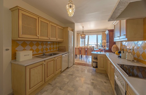 Bahia de Casares Apartment | Primera Línea. Magnífico Apartamento con Vistas. Ideal Familias