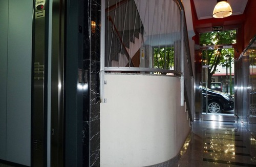 Leon Apartment | Private family apartment within walking distance to El Corte Ingles