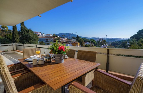 Condado del Jaruco House | Private vacation home in Lloret, sea view, WiFi, Air conditioning, pool, sleeps 6